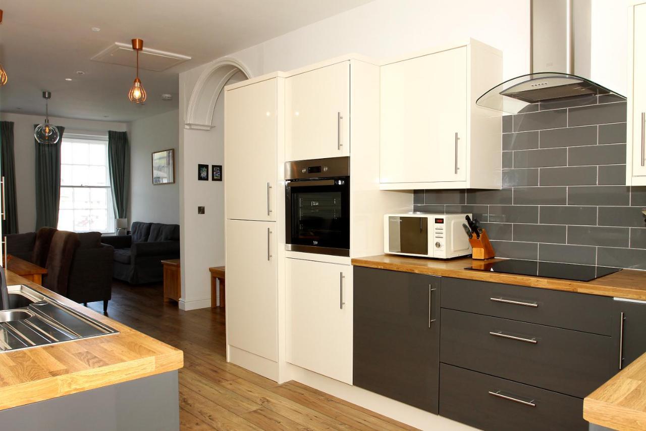 2 Yr Hen Fanc Aberaeron Exterior foto
